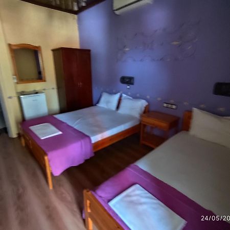 Guesthouse Patavali كالامباكا المظهر الخارجي الصورة