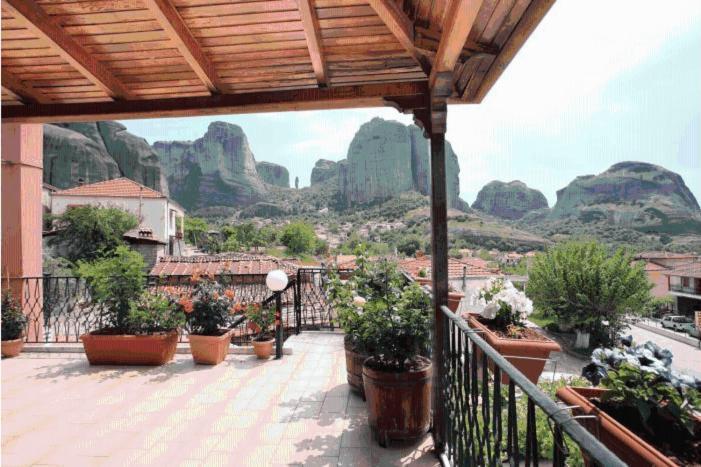 Guesthouse Patavali كالامباكا المظهر الخارجي الصورة